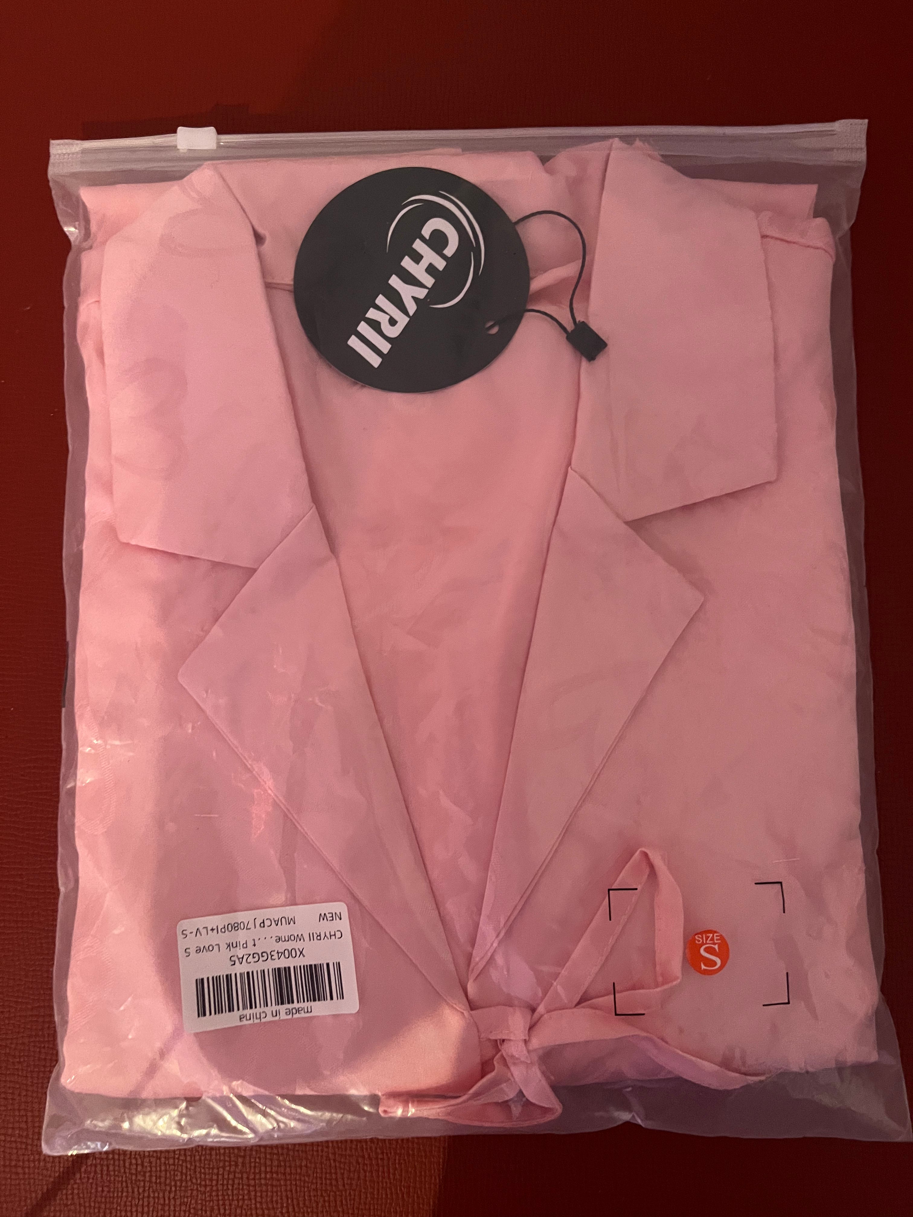 Woman’s pink live shirt