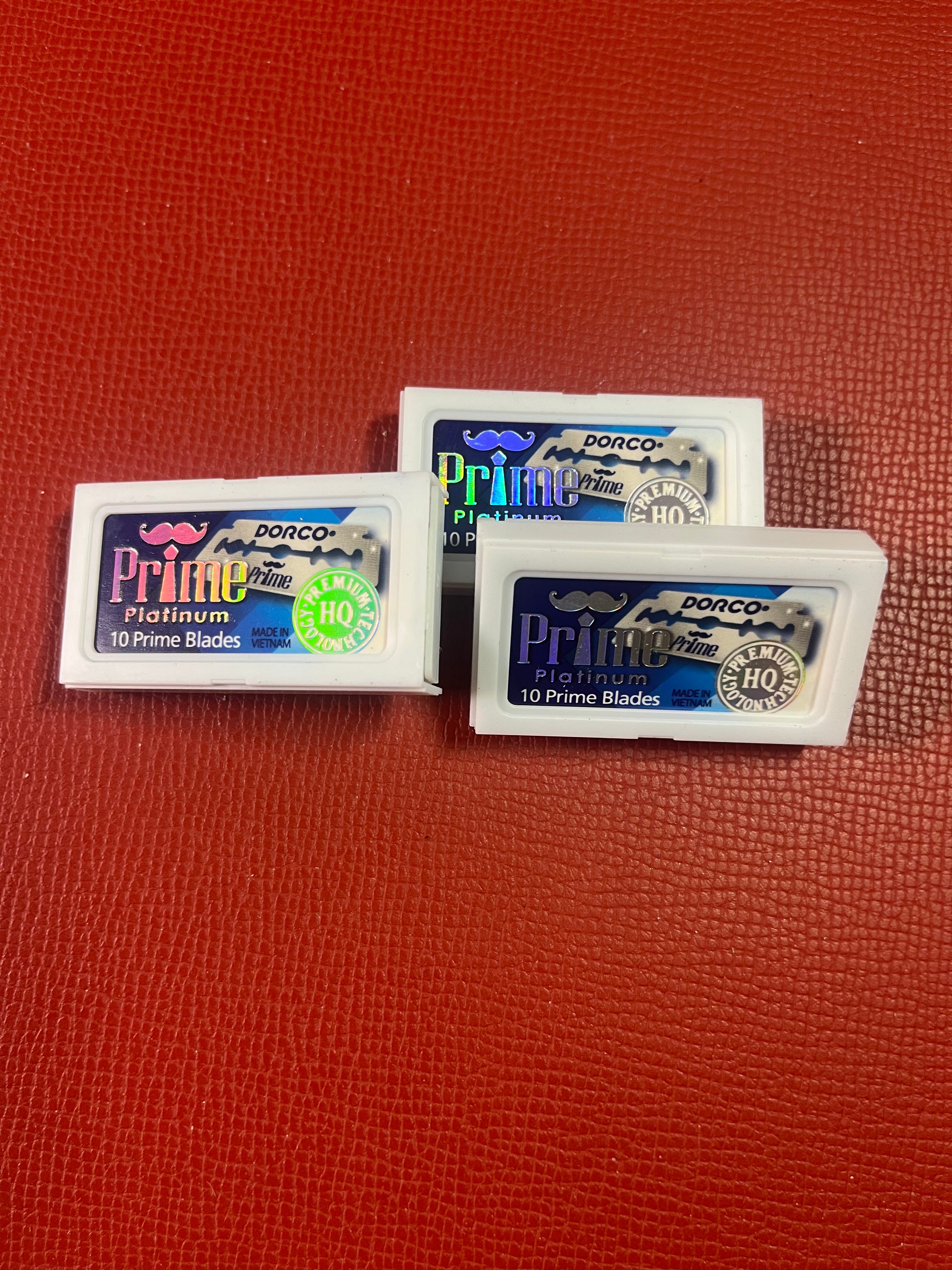 Single ten pack razor