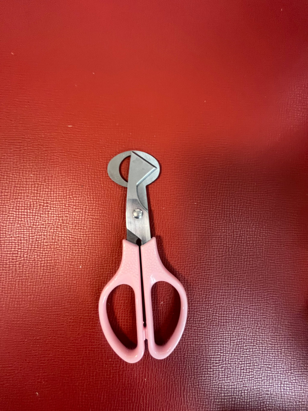 Cuticle scissors